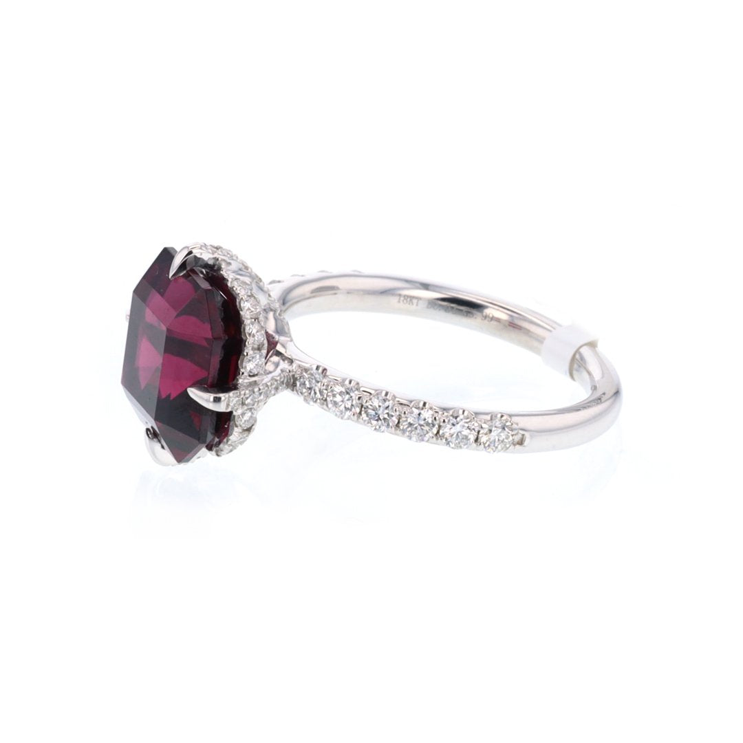 Garnet & Diamond Ring