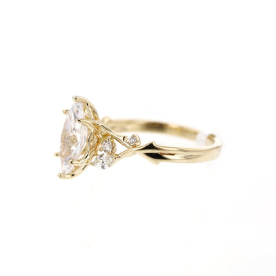 0.24 ctw Diamond Solitaire Engagement Ring