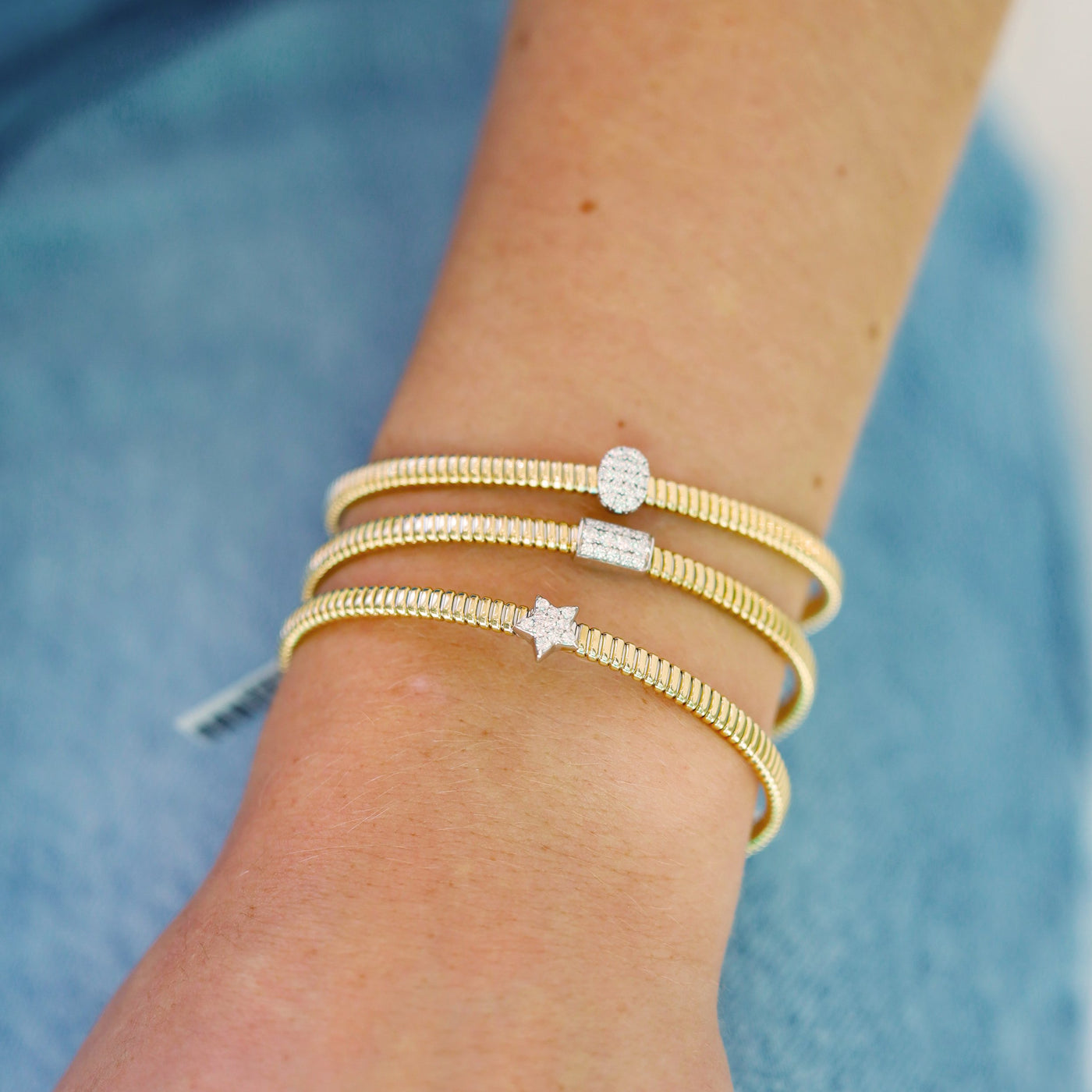 0.17ctw Diamond Bangle Bracelet