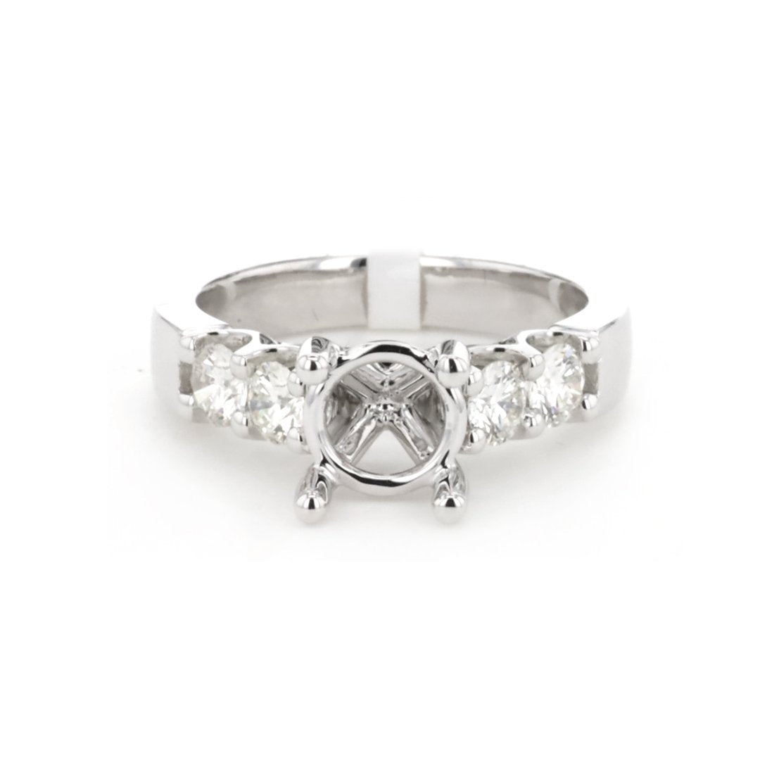 0.80 ctw Diamond Solitaire Engagement Ring